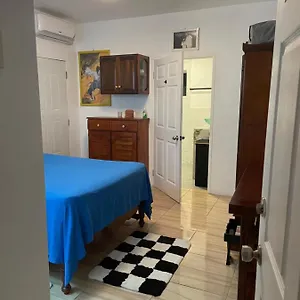 Centrally Located - 5 , Port Antonio Jamaïque