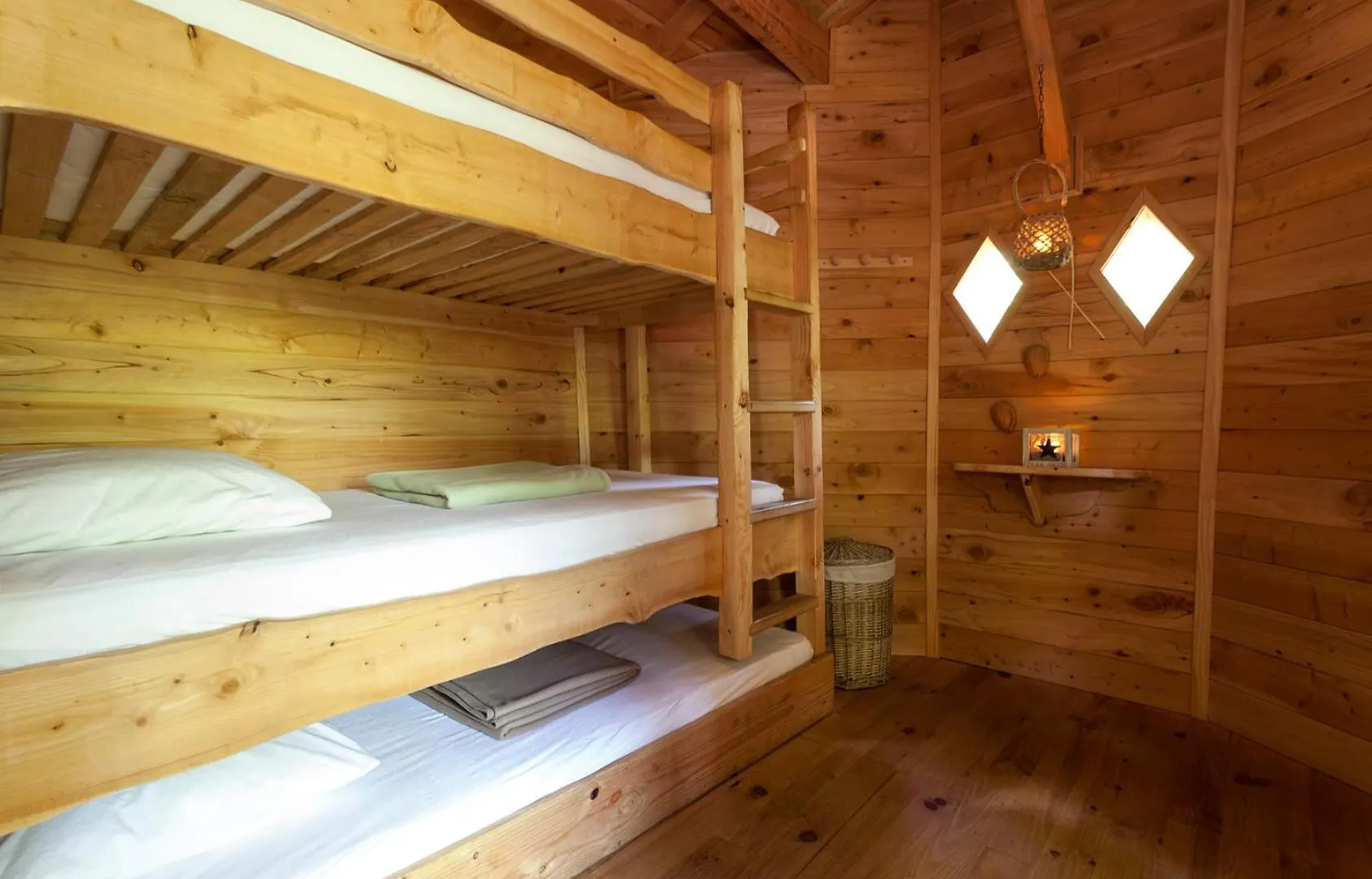 Campsite Les Cabanes De Fontfroide Saint-Antoine  France