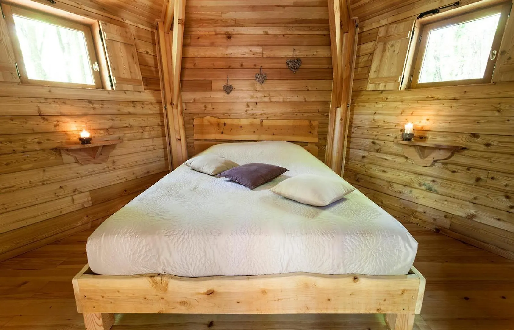 Les Cabanes De Fontfroide Saint-Antoine  Saint-Antoine (Isere)